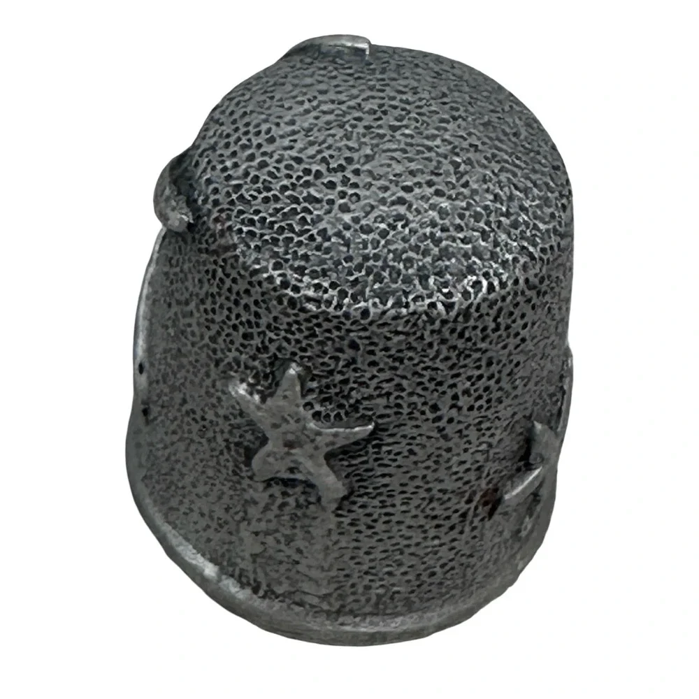 Vintage Starfish Pewder Metal Sewing Thimble Nautical Ocean Theme Gray